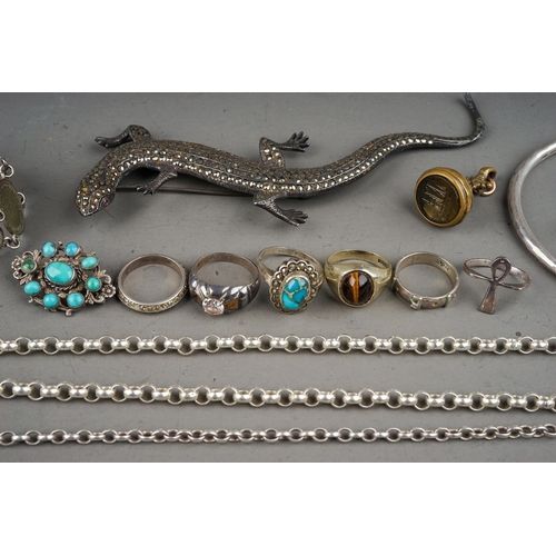 131 - Quantity of silver and white metal jewellery to include rings, earrings, brooches, marcasite large l... 