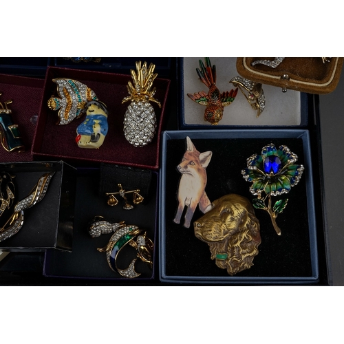 141 - Large collection of vintage brooches to include several Atwood Collection enamelled samples, enamell... 