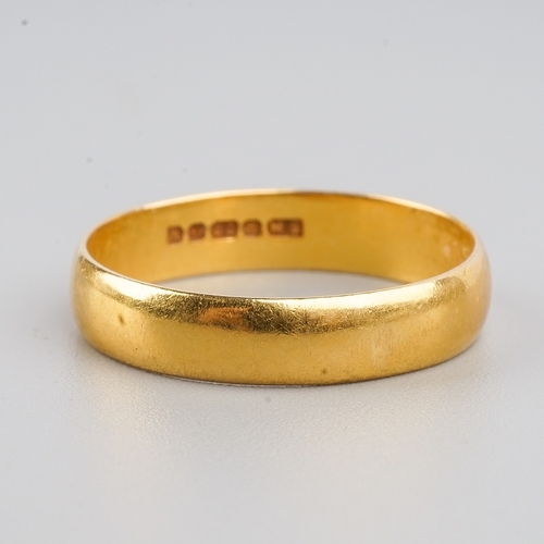 164 - A 22ct yellow gold ring, size M, gross weight approx 2.8g