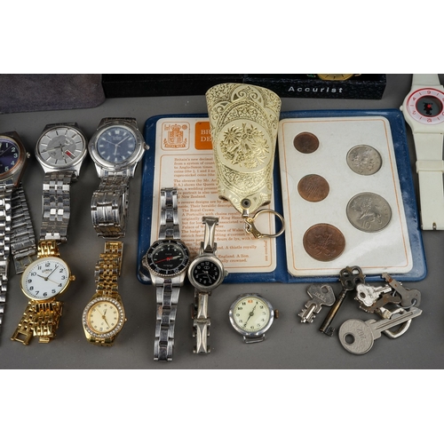 242 - Quantity of vintage wristwatches etc. to include a 9ct gold ladies Rotary wristwatch. (1 bag)