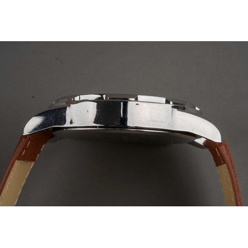 243 - Daniel Hechter men's wrist watch