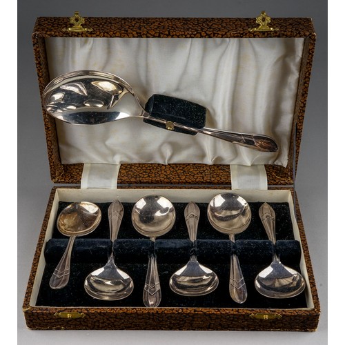 262 - A small collection of silver and EPNS, including a pair of Edwardian silver conical posy vases, with... 