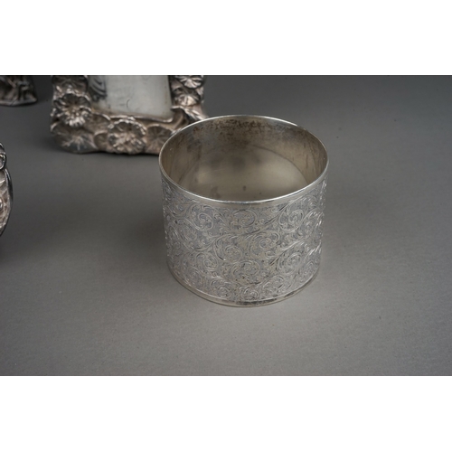 267 - A group of silver to include: two various early 19th Century silver mounted travelling case glass bo... 