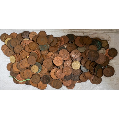 310 - Large quantity of British and European coinage to include pennies ect.