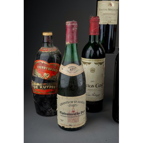 323 - Nine bottles of port, whisky and wine, comprising Dow's 1986 Quinta Do Bomfim vintage port, a bottle... 