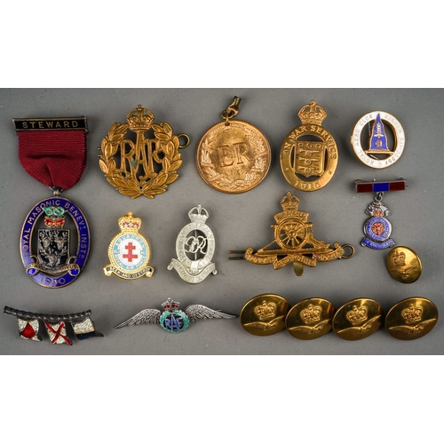 339 - Collection of badges, buttons, medallions to include silver RAF sweetheart brooch, 1915 on War servi... 