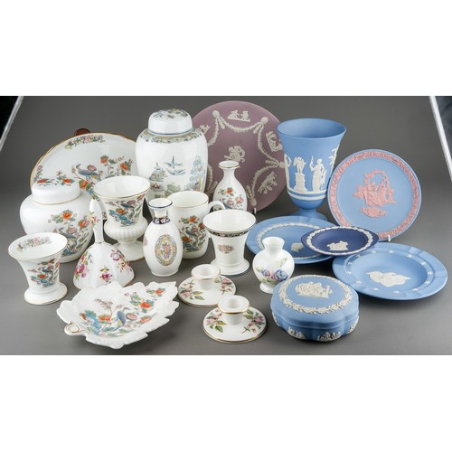 368 - A collection of Wedgwood jasperware and bone china, the jasperware to include a lilac 22.5cm plate, ... 