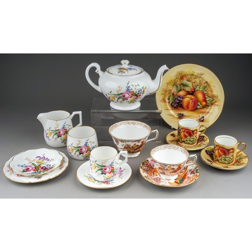 370 - A collection of Aynsley Orchard Gold, Abbeydale tea wares, four pieces of miscellaneous Royal Crown ... 