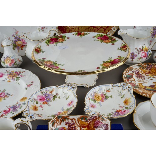 391 - A collection of Royal Crown Derby 'Derby Posies' and  other Derby patterns. etc, includes approximat... 