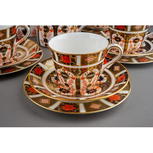 393 - A Royal Crown Derby Imari 1128 pattern twenty two piece tea set, comprising hot water jug and cover,... 