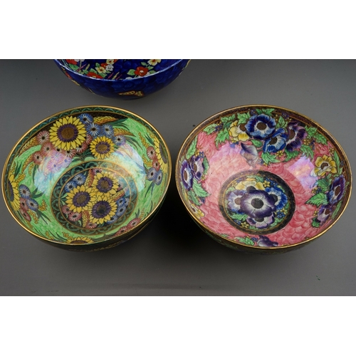 426 - A group of five Maling lustre ware bowls to include: 
1. Bouquet with sunflowers, pattern no 6325, c... 