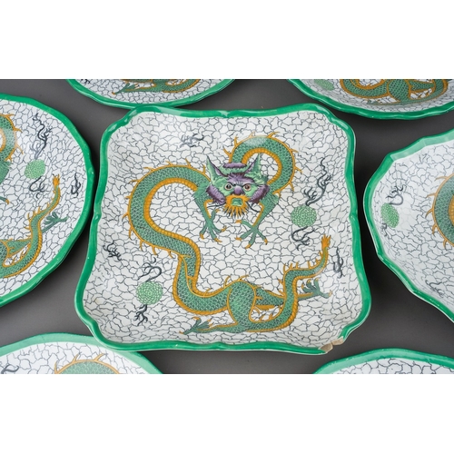 430 - A Copeland Late Spode ten piece dessert service printed and tinted with a green dragon on a crackle ... 