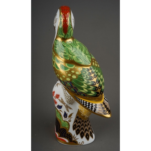 452 - A Royal Crown Derby Signature Collection Newstead Woodpecker paperweight, from an edition of 750, go... 