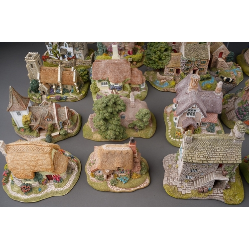 470 - Large collection of Lilliput lane houses to include Saxon cottage, Lakeland Christmas collection, ap... 