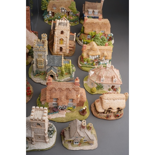 470 - Large collection of Lilliput lane houses to include Saxon cottage, Lakeland Christmas collection, ap... 