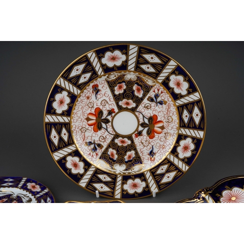 474 - Collection of Royal Crown Derby porcelain to include 2451 footed serving dish and plates and 2 1128 ... 