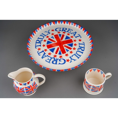 491 - Emma Bridgewater: Union Jack designs to include a cake plate, 28cm diam, a small jug and a mug (3)