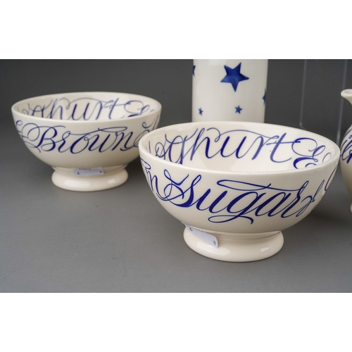 494 - A collection of Emma Bridgewater to designs include: 
Copper Plate (blue and white)- 2 bowls, 2 mugs... 