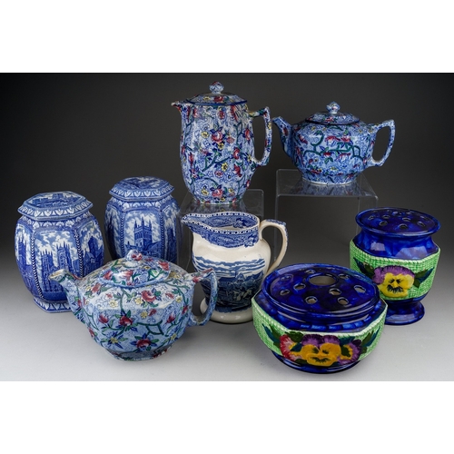 495 - Assorted ceramics to include: two Ringtons Ltd blue and white tea cannisters and three various Ringt... 