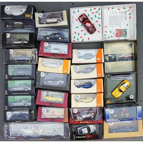 535 - One tray of modern diecast model vehicles by Auto Art, IXO, Starline etc Boxes water damaged