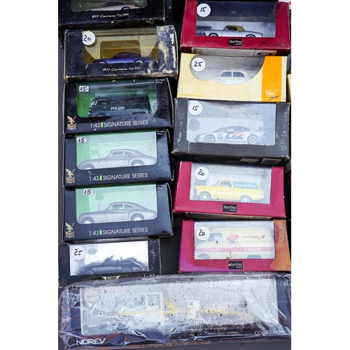 535 - One tray of modern diecast model vehicles by Auto Art, IXO, Starline etc Boxes water damaged