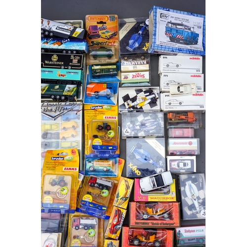 563 - A mixed quantity of diecast vehicles etc.  3 boxes (af)