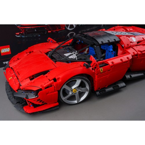 607 - Lego Technic 42143 Ferrari Daytona SP3 1:8 scale, constructed with box and instructions, appears com... 