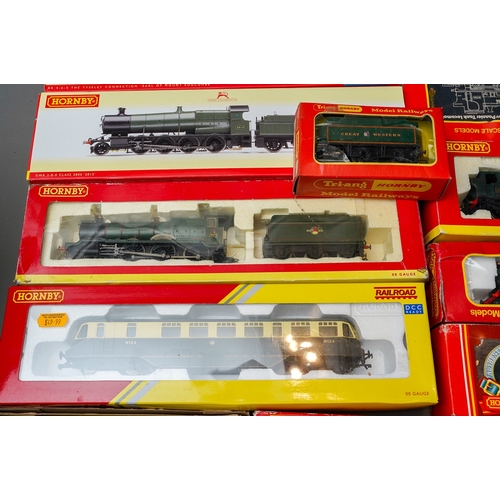 618 - Assorted Hornby OO gauge locomotives and tenders to include: R3301 BR 4-6-0 Castle Class 