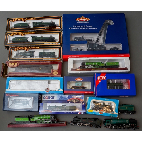 625 - Assorted 00 gauge model railway locomotive to include: Mainline 4-6-0 Manor Class GWR Green x 2, 0-6... 