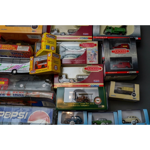 629 - Assorted die cast trucks and cars (1 box)