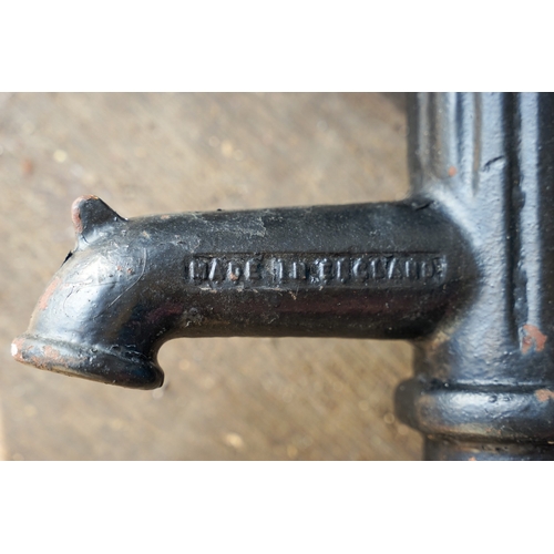 639 - A vintage cast metal water pump