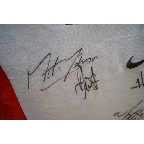 673 - 2003 Rugby World cup England Shirt signed by 7 members of the team, including Martin Johnson and Nei... 