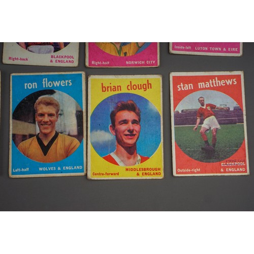 699 - Football: 86 vintage Trade cards, A&BC Gum - Rub edge of Coin, footballers to include: Stan Matthews... 