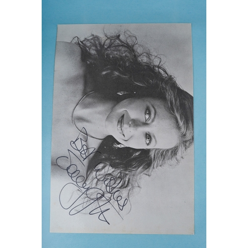 723 - Autographs, a folder of approximately one hundred signed photographs of actors from TV series and fi... 