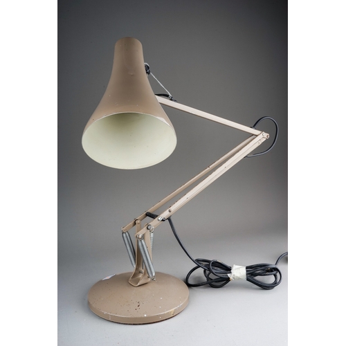 750 - A mushroom coloured model 90 Anglepoise desk lamp, circular base, max height 81cm