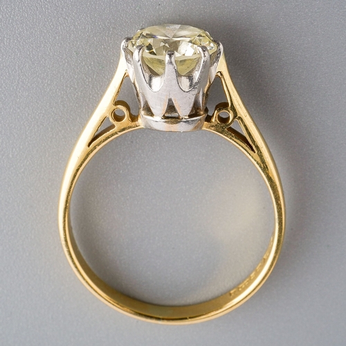 16 - An 18ct yellow gold and diamond solitaire ring, set with a round brilliant-cut diamond appprox 1.20c... 