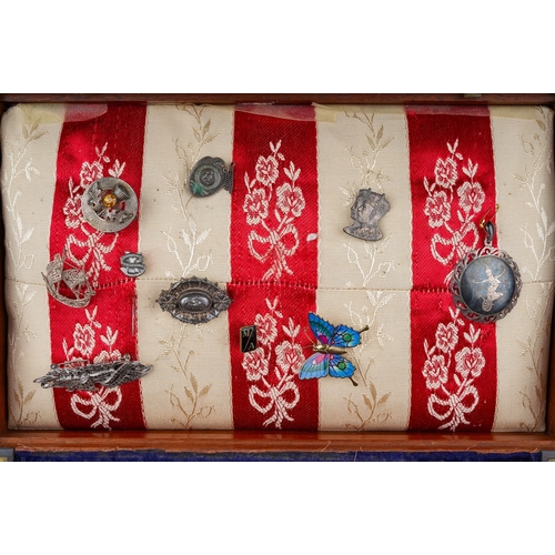 92 - Coromandel box of costume, silver, gilt metal & watches together with a set of silver teaspoons, sil... 