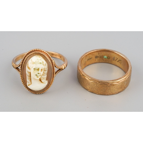 103 - 9ct gold wedding band and a 9 ct gold cameo set ring, gross weight 7g.