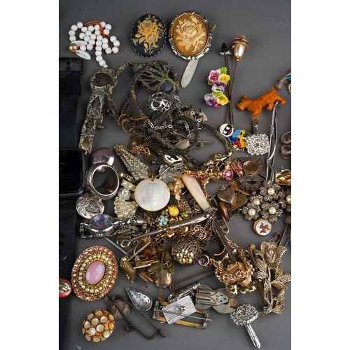 118 - Group of costume jewellery including a small quantity of silver and quartz wrist watches, Victorian ... 