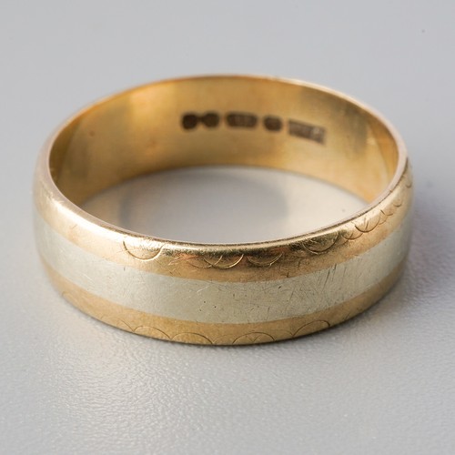 154 - 9ct gold wedding ring, gross weight 2.1g, UK size J