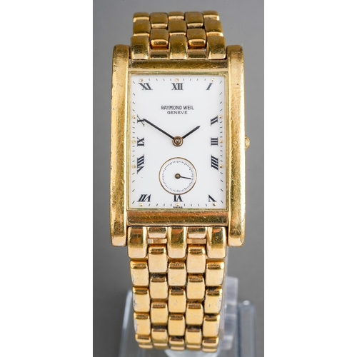 208 - A gentleman Raymond Weil 18k gold-plated wristwatch, rectangular white enamel dial with Roman numera... 