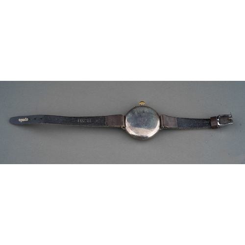 215 - WW1 era gents trench wrist watch