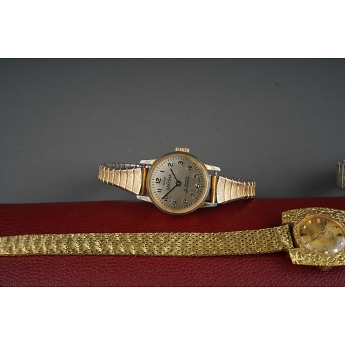 224 - Collection of watches to include ladies and men's together with a silver necklace