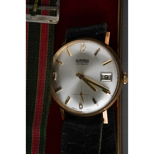 233 - 9 ct gold Roamer Incablog gents wrist watch in original box