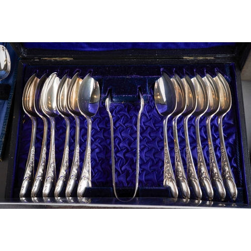 264 - A small group of hallmarked silver and a parcel of cased and loose plated cutlery and hollow ware, e... 