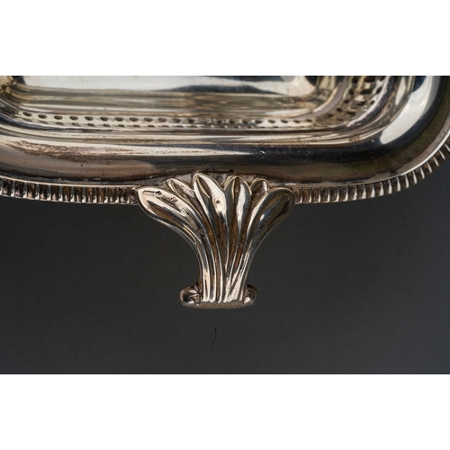 280 - A George VI silver butter dish, stylised shell handles above reticulated border, hallmarked by Israe... 