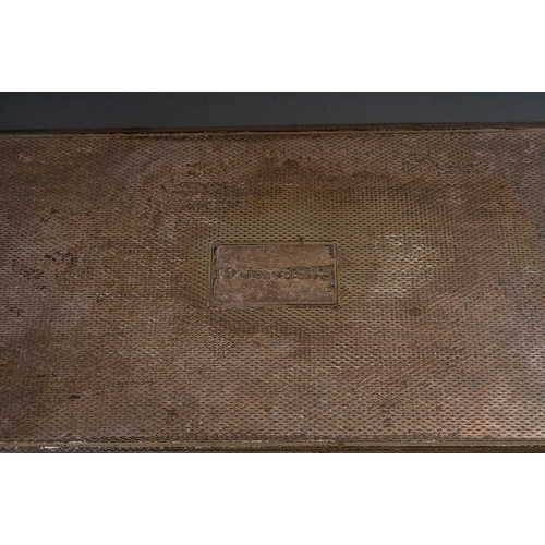 289 - A Modern silver engine turned desk rectangular cigarette box, with inscription dated 1975 to front, ... 