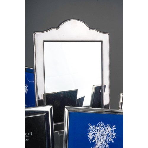 307 - A collection of Modern silver plate photograph frames mainly 