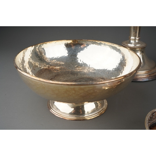 310 - A collection of silver plate, EPNS to include: Modernist style planished bowl; Edwardian style galle... 