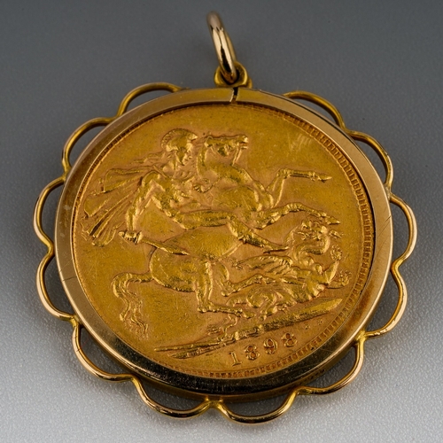 316 - A Victorian 1898 sovereign, in a 9ct yellow gold pendant mount, gross weight approx 9.6g